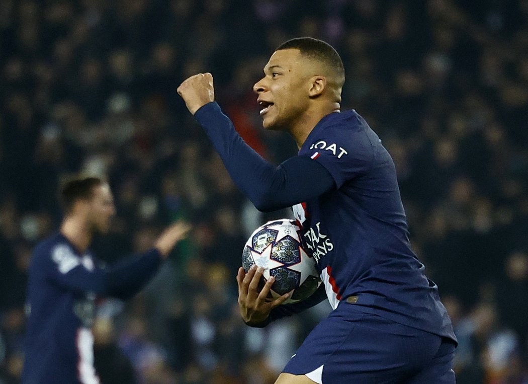 Kylian Mbappé se radoval zbytečně, gól dal z ofsajdu