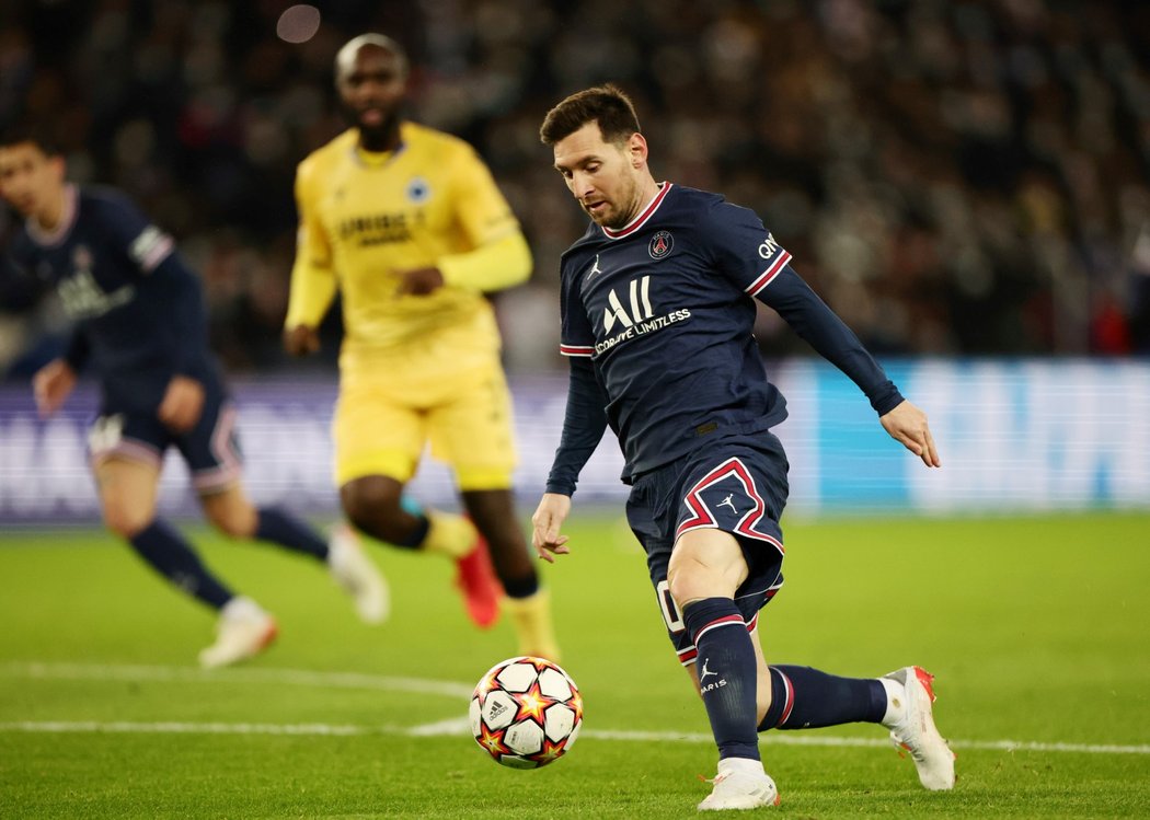 Argentinský útočník Lionel Messi v utkání PSG proti Bruggám