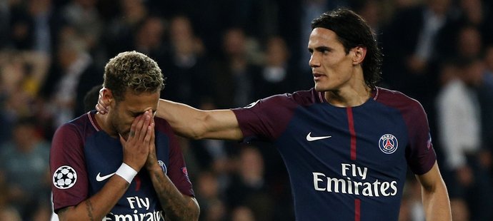 Edinson Cavani s Neymarem při zápase proti Bayernu