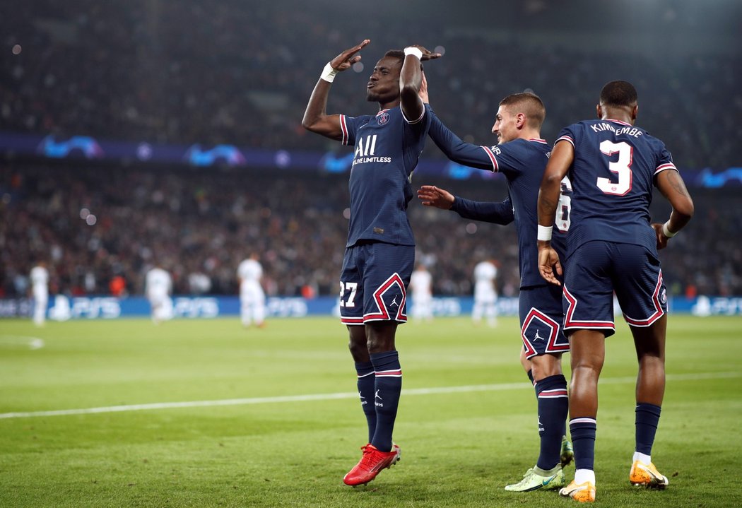 Idrissa Gueye se raduje z gólu do sítě Manchesteru City