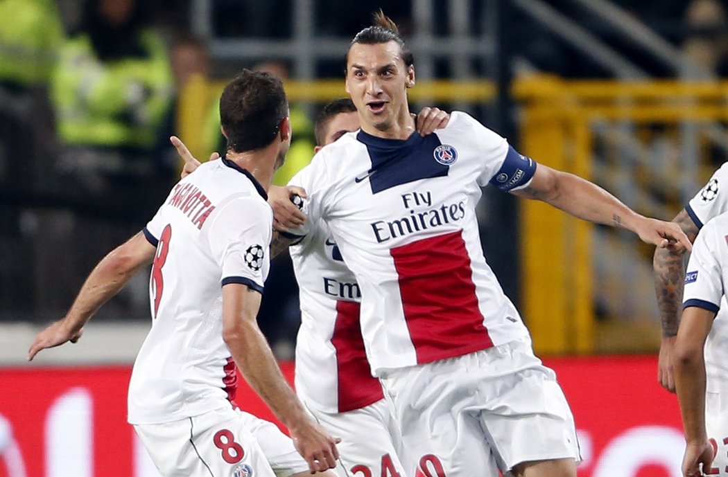 Zlatan Ibrahimovič se raduje z gólu v zápase proti Anderlechtu