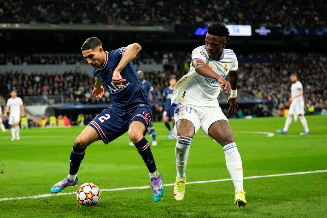 Real Madrid v domácí odvetě osmifinále Ligy mistrů proti PSG