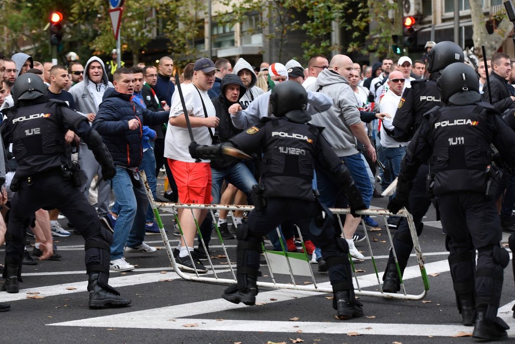 Polští fanoušci se policie nebáli
