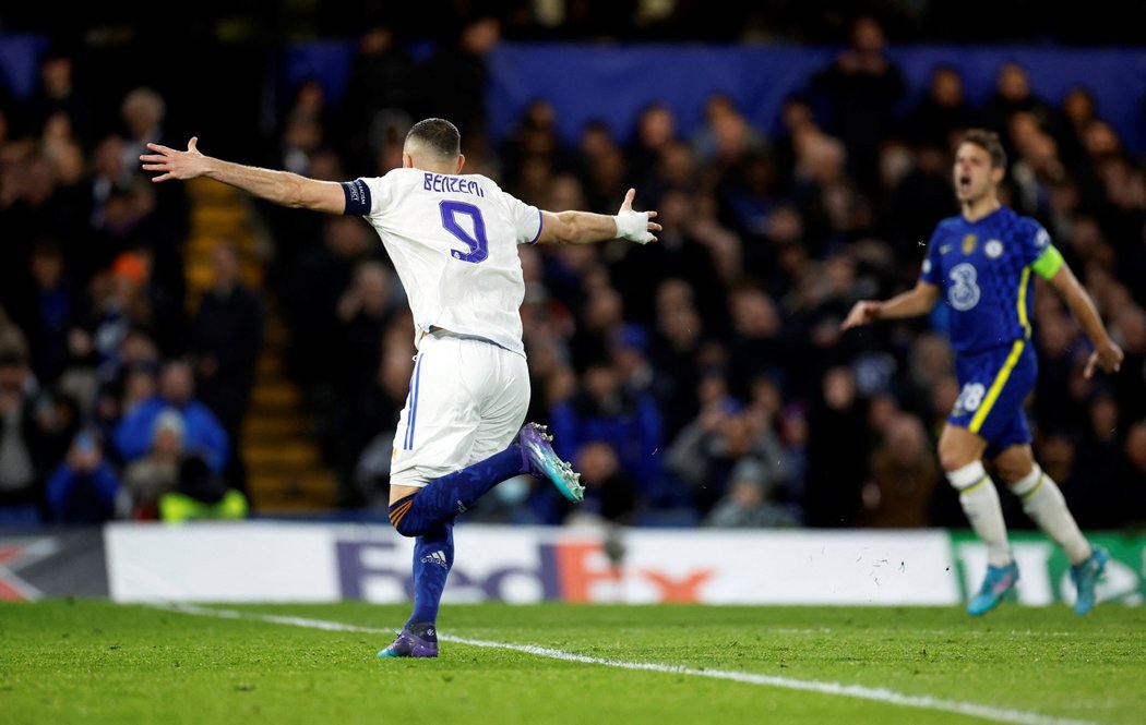 Karim Benzema v duelu proti Chelsea nasázel hattrick