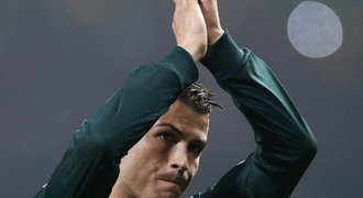 Ronaldo neslavil, před fanoušky se styděl: Kvůli United jsem smutný