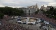 Zaplněné náměstí v Madridu po triumfu Realu v Lize mistrů