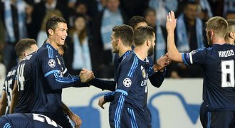 LM: Ronaldo se dotáhl na Raúla, United i City vydřely výhry