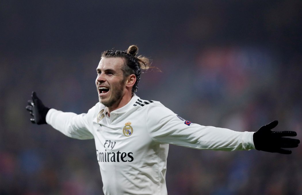 Gareth Bale slaví čtvrtý gól Realu Madrid do sítě Viktorie Plzeň