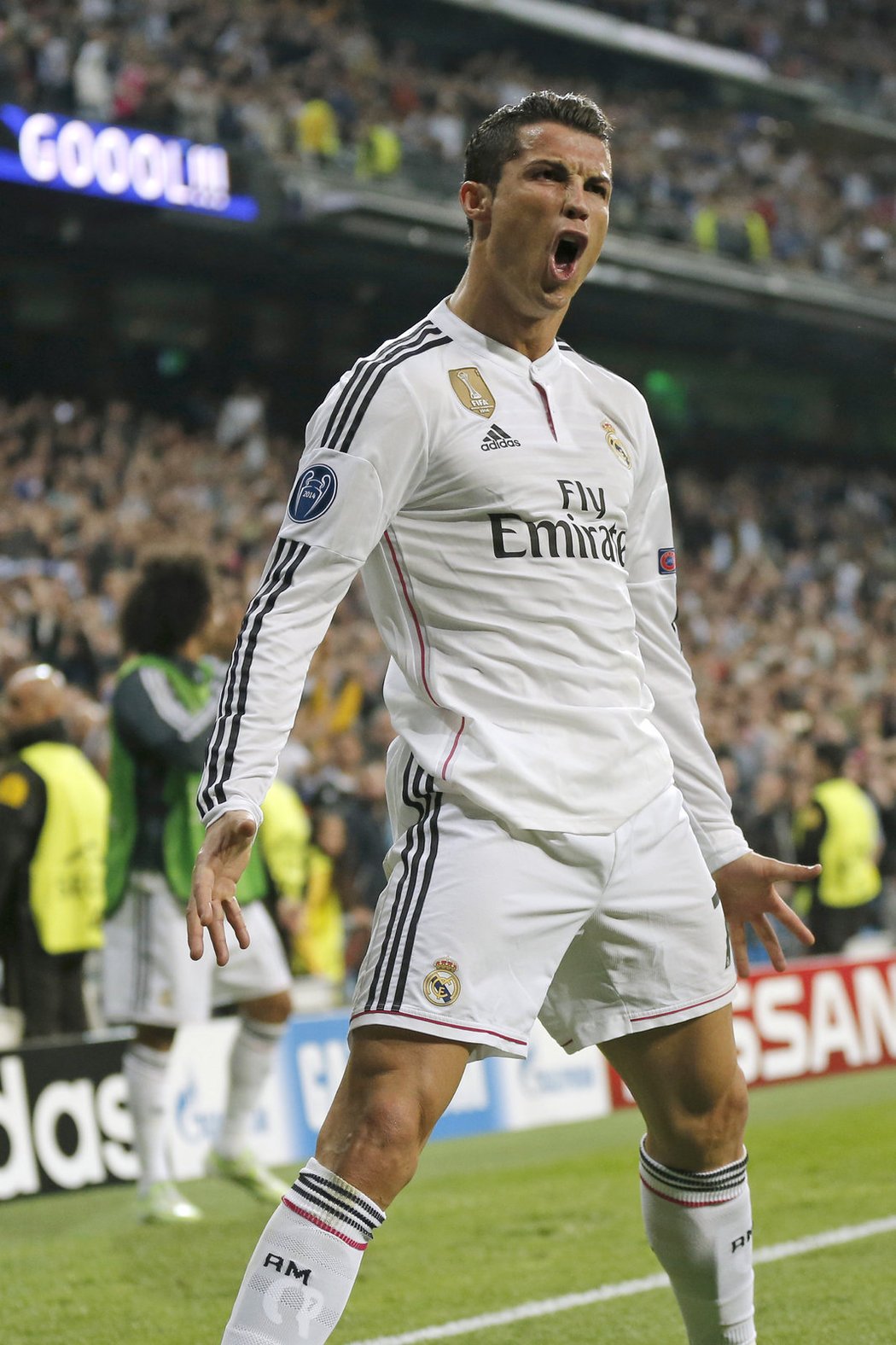 Nepřekonatelný Ronaldo. Dvěma góly hlavou přispěl k tomu, že Real vyřadil Schalke