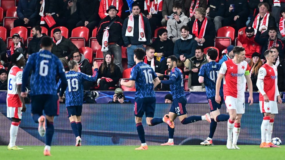 ONLINE: Slavia - Arsenal 0:2. Hosté hned po přestávce zvyšují, Chorý se zranil ONLINE: Slavia - Arsenal 0:2. Hosté hned po přestávce zvyšují, Chorý se zranil