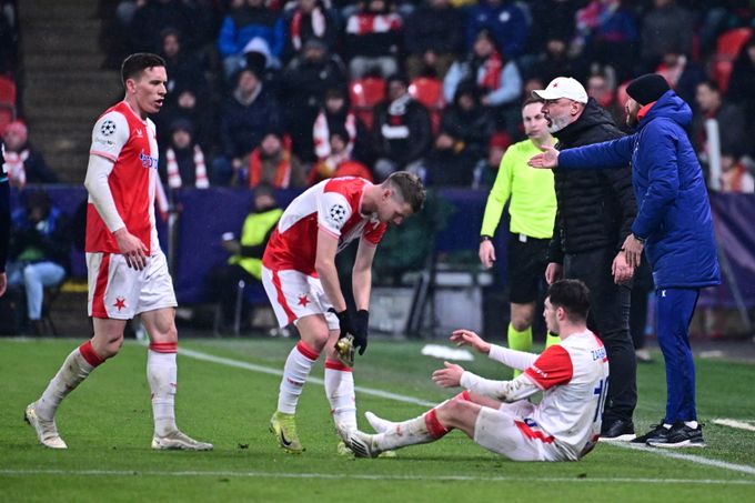 ONLINE: Slavia - Bilbao 0:0. Domácí střelecky aktivnější, na gól se ale čeká ONLINE: Slavia - Bilbao 0:0. Domácí střelecky aktivnější, na gól se ale čeká