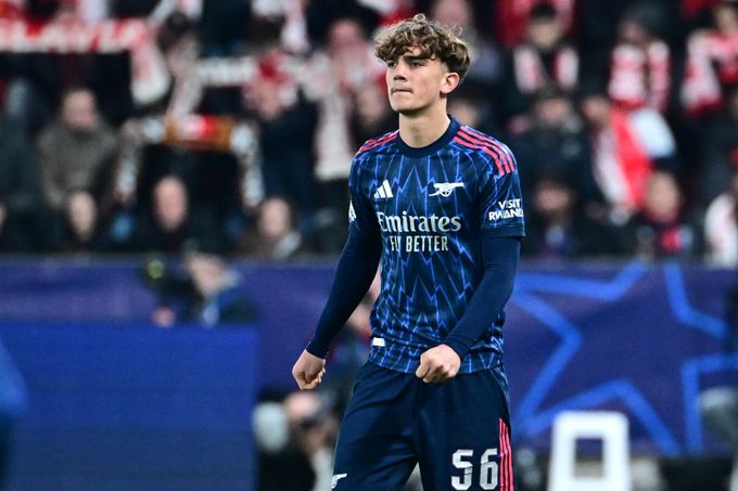 Proti Slavii přepsal historii. Trpišovský o patnáctiletém záložníkovi: Extrém, neuvěřitelné Proti Slavii přepsal historii. Trpišovský o patnáctiletém záložníkovi: Extrém, neuvěřitelné