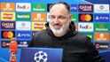 Kouč Slavie Jindřich Trpišovský na tiskové konferenci před utkáním s Tottenhamem