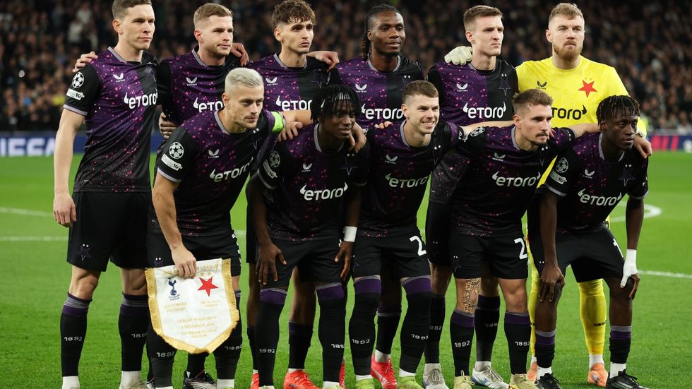 Základní sestava Slavie před utkáním s Tottenhamem