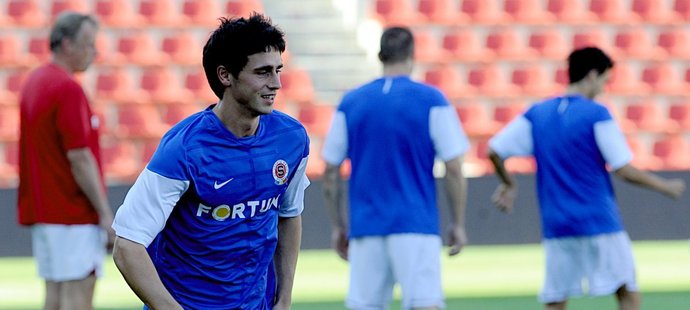 Kamil Vacek uprostřed tréninku před zápasem proti Panathinaikosu