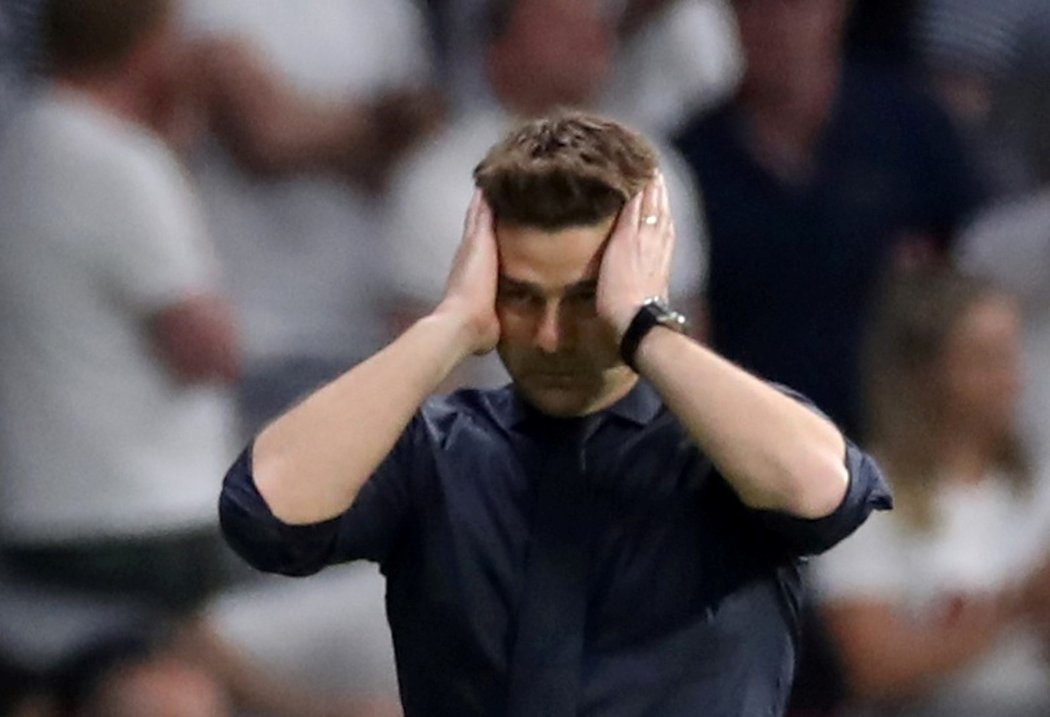 Trenér Tottenhamu Mauricio Pochettino po neproměněné šanci svého týmu