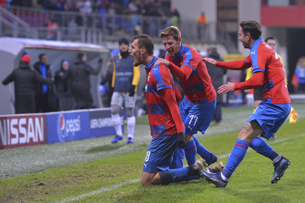 Tomáš Chorý svým gólem poslal Viktorii Plzeň do jarní fáze Evropské ligy