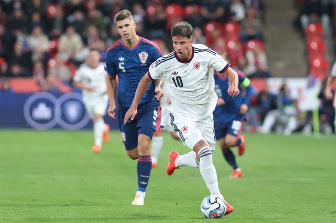 Uhrina potěšila reprezentace v Edenu: Denia to složil dobře. Hložek? Nejlepší na hřišti Uhrina potěšila reprezentace v Edenu: Denia to složil dobře. Hložek? Nejlepší na hřišti