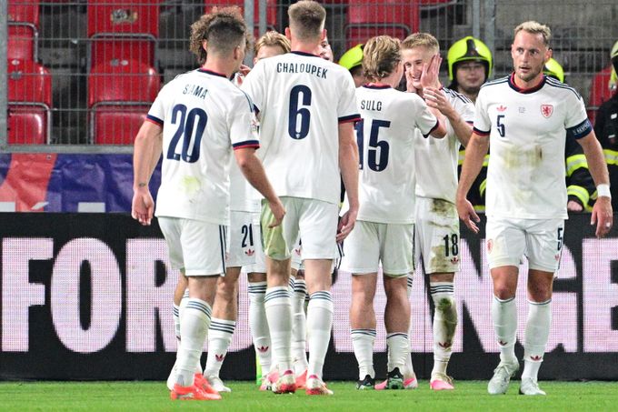 ONLINE: Česko - Anglie. Deniův druhý zápas, jak národní tým obstojí proti gigantovi? ONLINE: Česko - Anglie. Deniův druhý zápas, jak národní tým obstojí proti gigantovi?