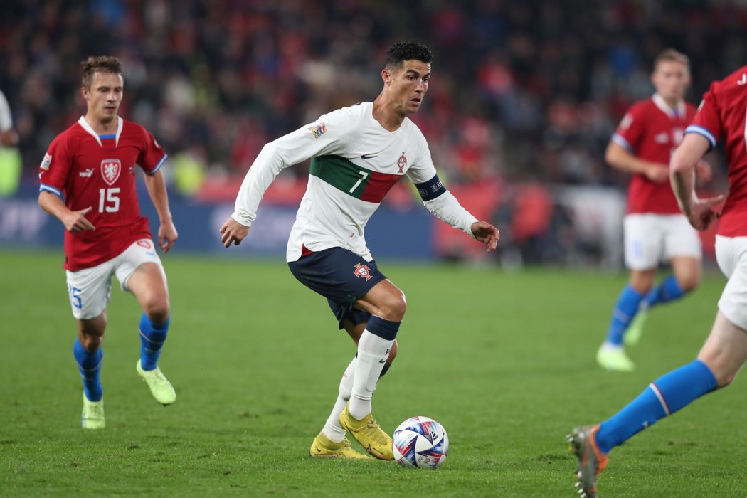 Cristiano Ronaldo během zápasu s Českem