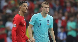 Supertalent De Ligt: Ronaldo mi dal po zápase nabídku, která mě šokovala