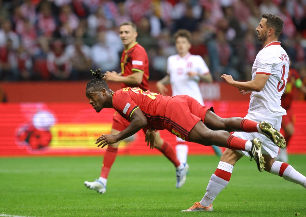 Michy Batshuayi se gólově prosadil v zápase Ligy národů proti Polsku