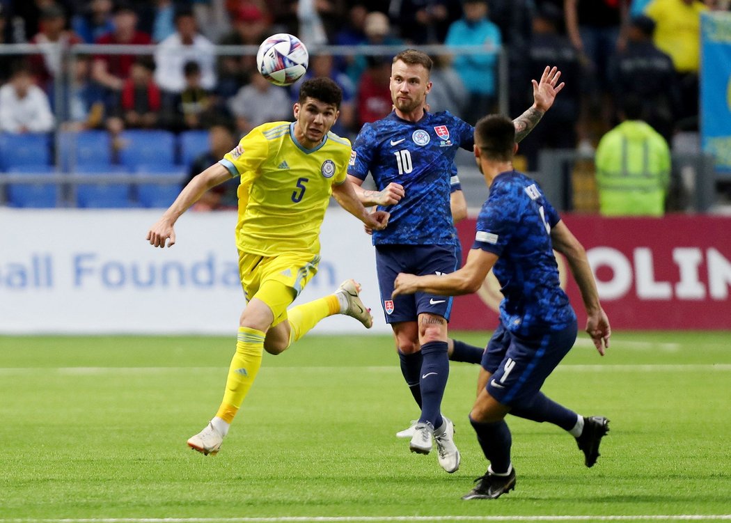 Slovenští fotbalisté i podruhé podlehli v Lize národů Kazachstánu