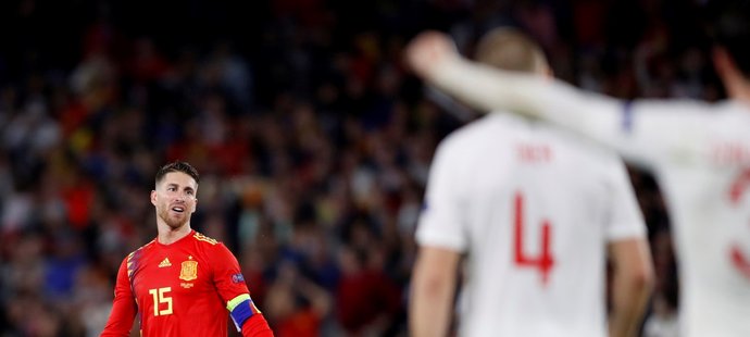 Sergio Ramos během duelu Ligy národů mezi Španělskem a Anglií