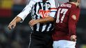 Hlavičkový souboj dvojice Tomáš Hunal (Budějovice, vlevo) a Jan Holenda (Sparta).