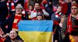 Fanoušci Chelsea i Liverpool ukázali podporu Ukrajině