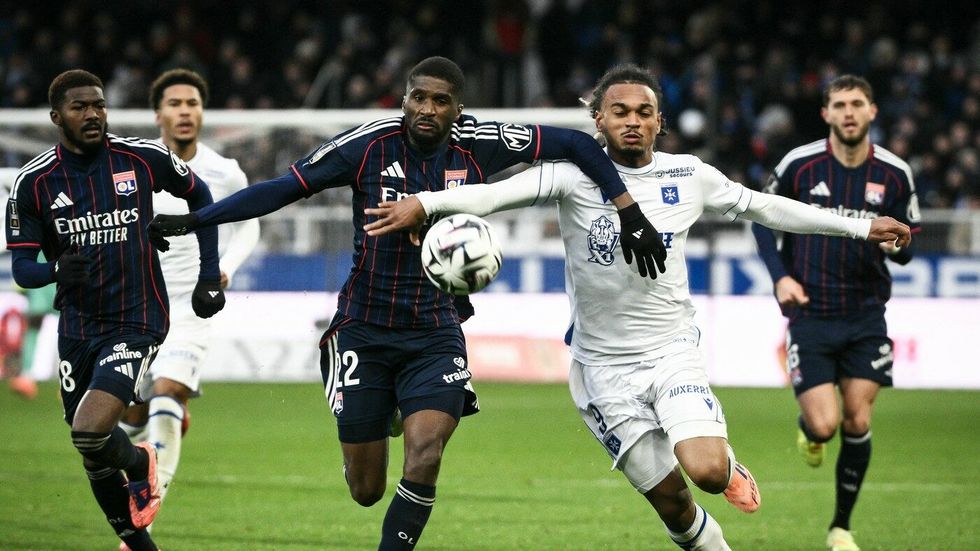 Lyon remizoval s Auxerre