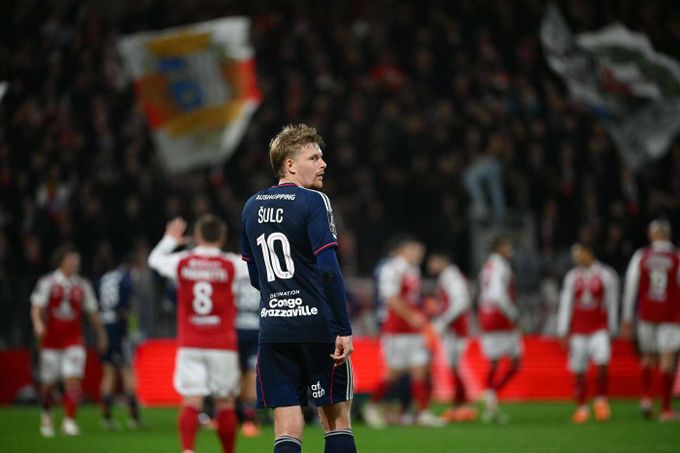 Lyon má problém. Šulc kvůli zranění nenastoupí do šlágru, v ohrožení je i reprezentace Lyon má problém. Šulc kvůli zranění nenastoupí do šlágru, v ohrožení je i reprezentace