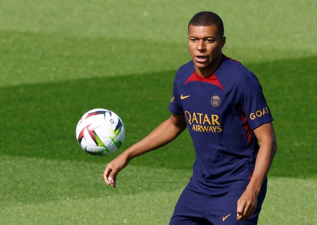 Kylian Mbappé na tréninku PSG Kylian Mbappé na tréninku PSG