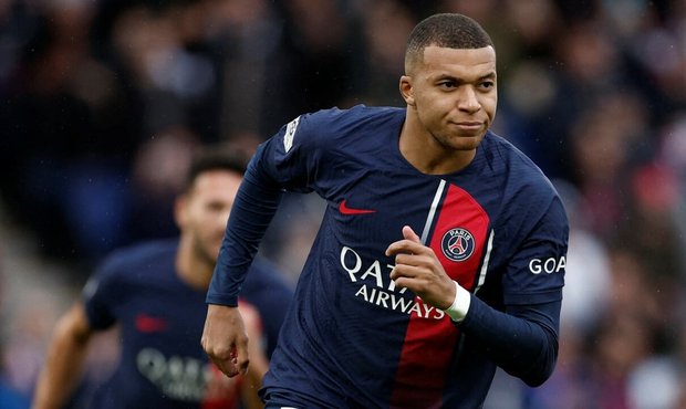 PSG si doma poradilo se Štrasburkem. Mbappé se prosadil z penalty