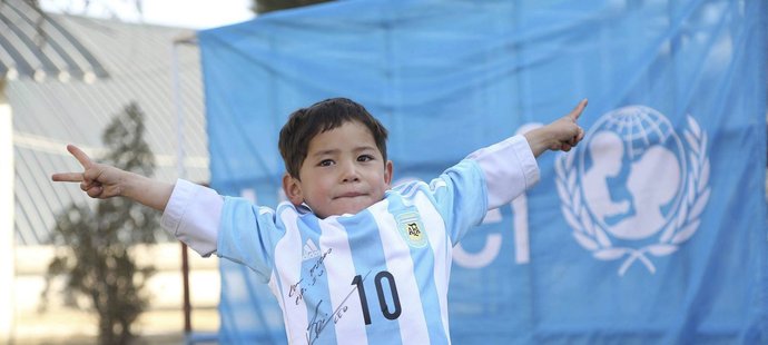 Pětiletý fanoušek se dočkal dresu Messiho