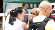 Pavlína Šmicrová si na exhibičním turnaji v Lipencích pyšně nosila v náručí svou malou sestru Viktorku