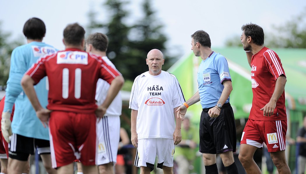 Jednou z hlavních postav fotbalových narozenin v Lipencích byl bývalý šéf FAČR Ivan Hašek