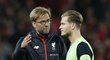 Trenér Liverpoolu Jürgen Klopp a brankář Karius