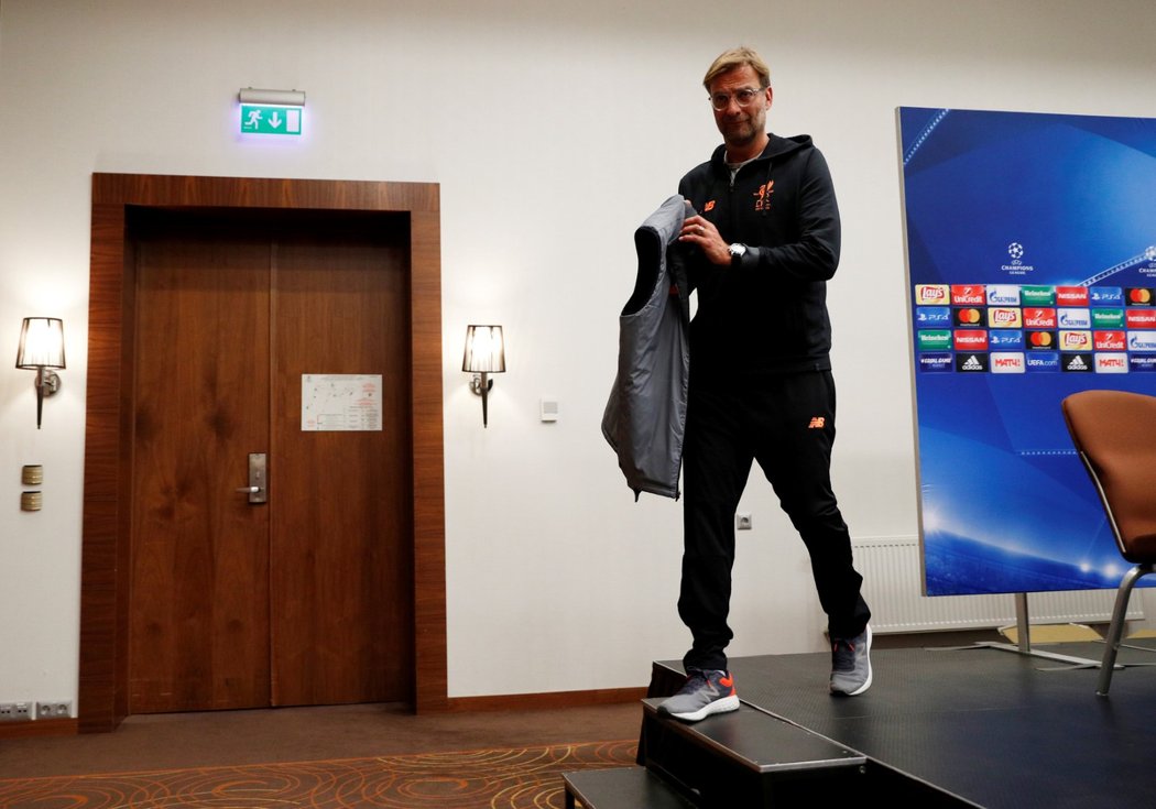 Trenér Liverpoolu Jürgen Klopp na tiskové konferenci před zápasem proti Spartaku