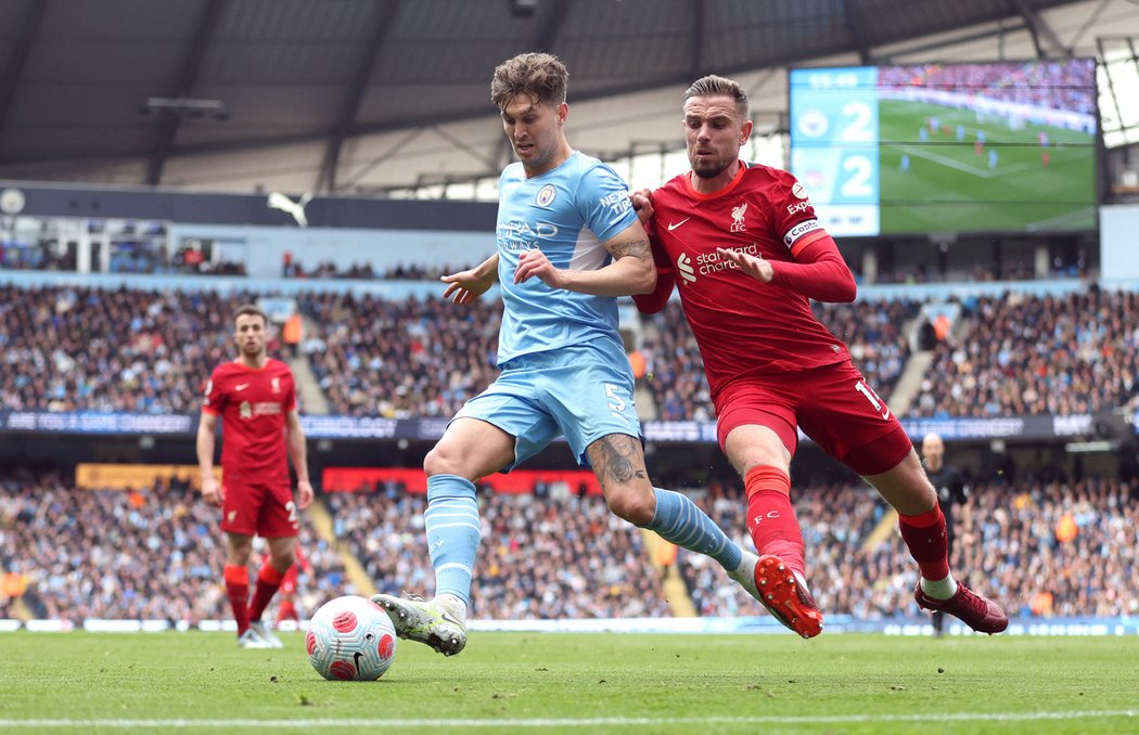 John Stones a Jordan Henderson