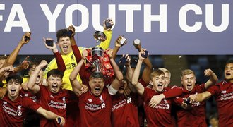 Úspěch českého mladíka z Liverpoolu! Zvládl drama a slaví trofej