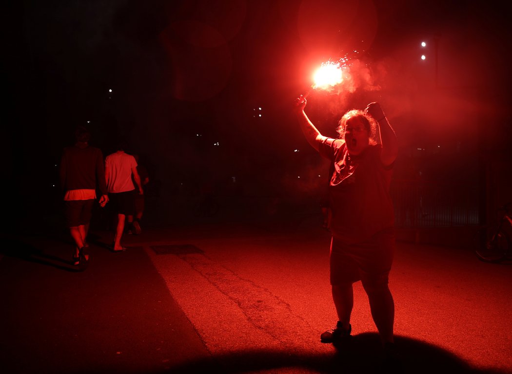 V Liverpoolu se po třiceti letech slaví ligový titul