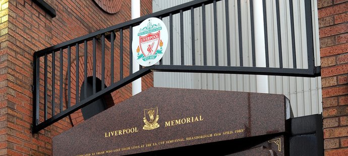 Tady si fanoušci Liverpoolu připomínají hvězdy, které už odešly do fotbalového nebe