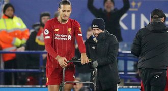 Liverpool po důležité výhře: zaujal Van Dijk, odsunul pryč trávníkáře
