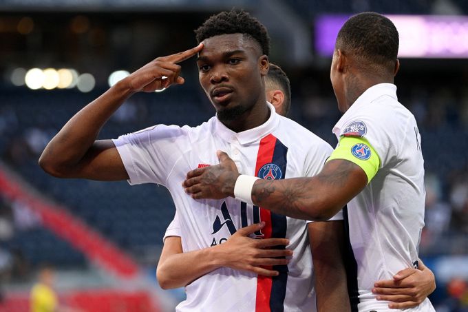 Spartu má posílit odchovanec PSG (25): přezdívka po kapitánovi, hrál i s Neymarem Spartu má posílit odchovanec PSG (25): přezdívka po kapitánovi, hrál i s Neymarem