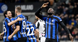 Lukaku ukončil střelecký půst. AC Milán i Inter slaví výhry