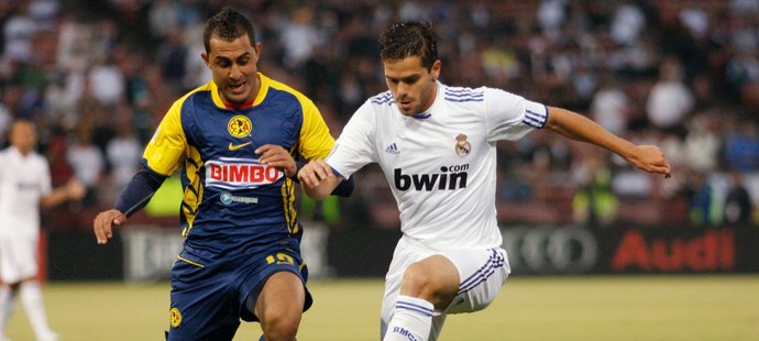 Gago (vpravo) se s dresem Realu loučí po šesti letech.