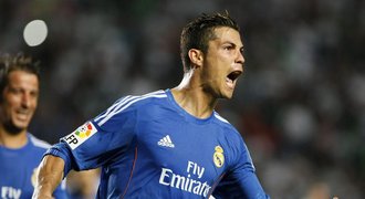 VIDEO: Ronaldo odpověděl Messimu, dvěma zásahy zničil nováčka
