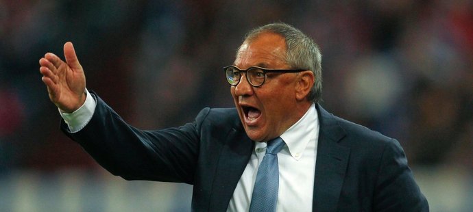 Německý trenér Felix Magath během svého posledního angažmá ve Wolfsburgu