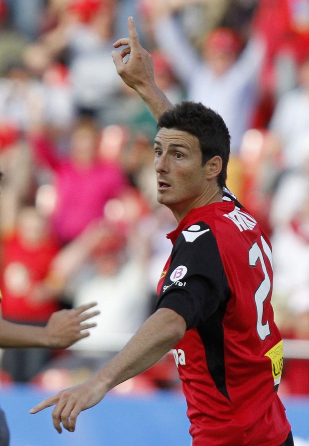 Jeden ze dvou soků v dresu Mallorky - Aritz Aduriz. Jeden ze dvou soků v dresu Mallorky - Aritz Aduriz.